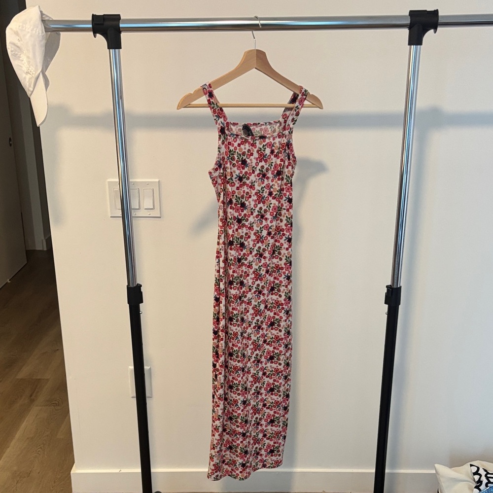 Vibe Pink Floral Maxi Dress